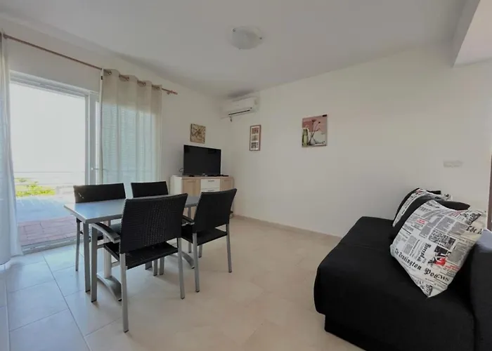 Sea View Apartament Rtina